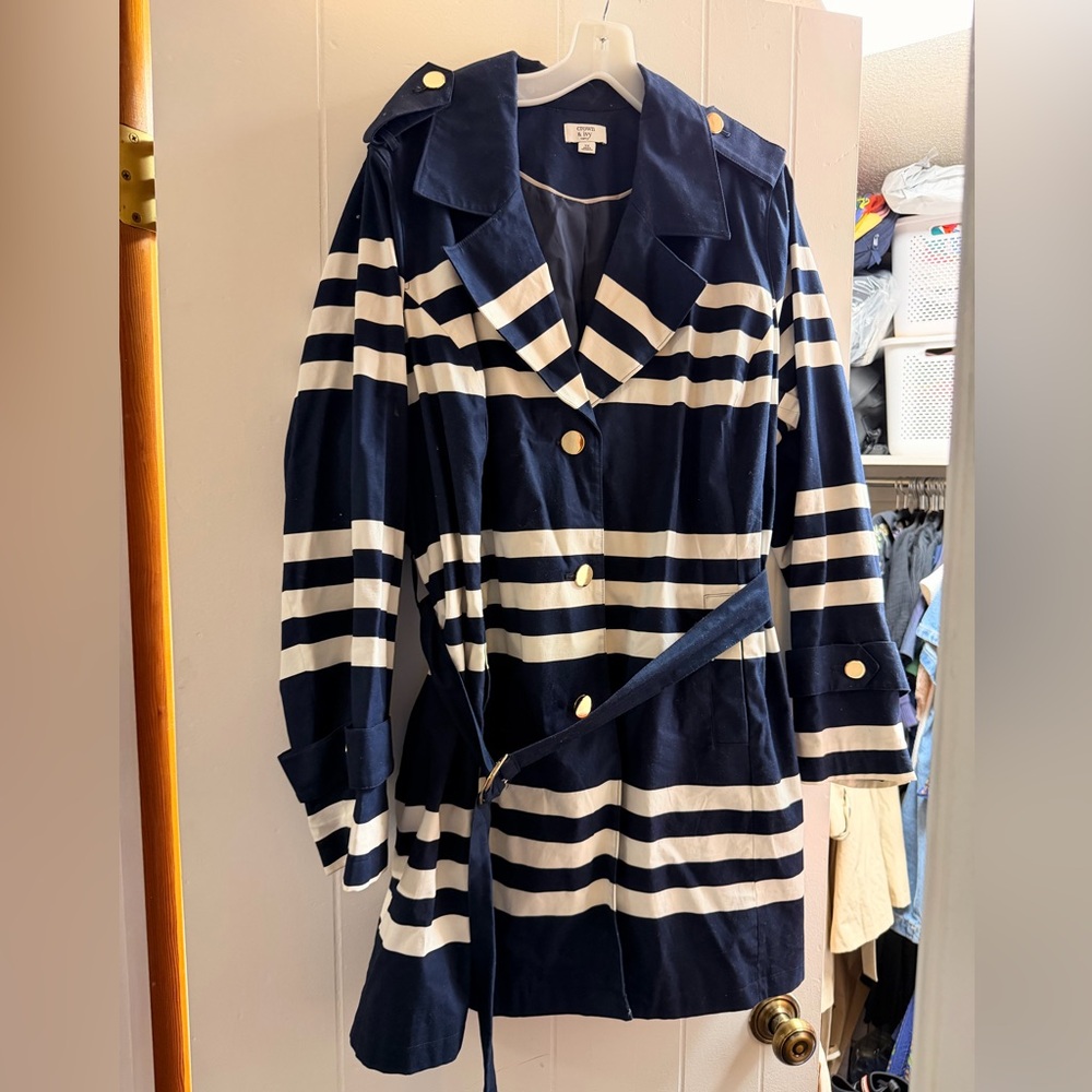 Crown & Ivy Navy and White Jacket